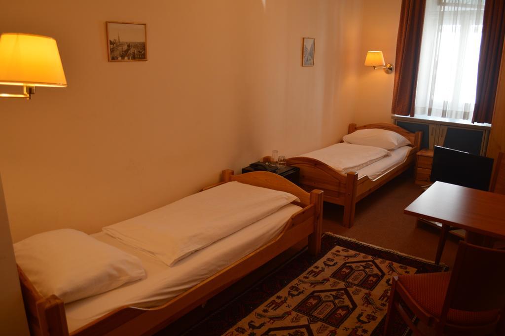 Walzerstadt Couette-café Vienne