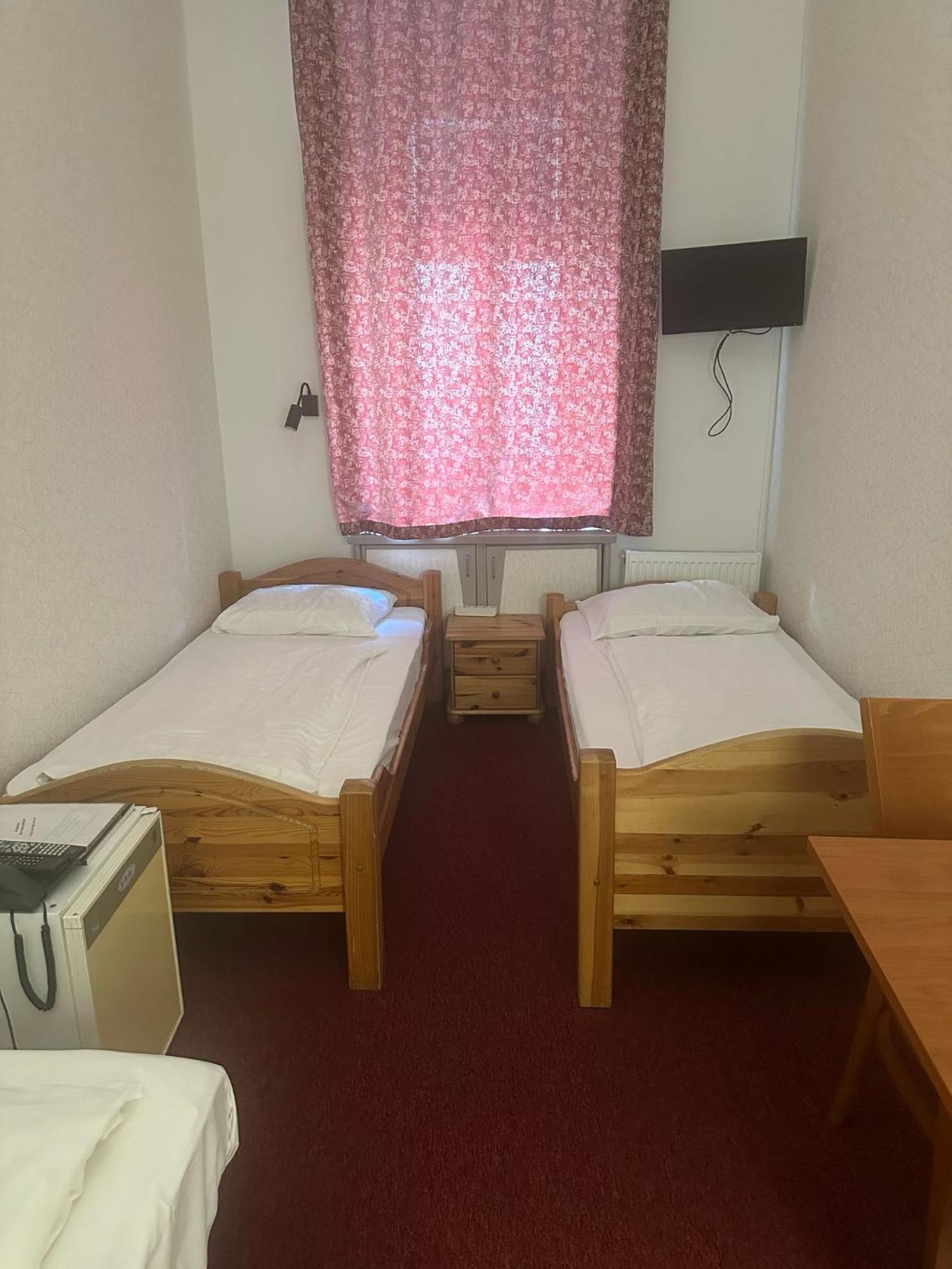 Walzerstadt Bed & Breakfast Wenen